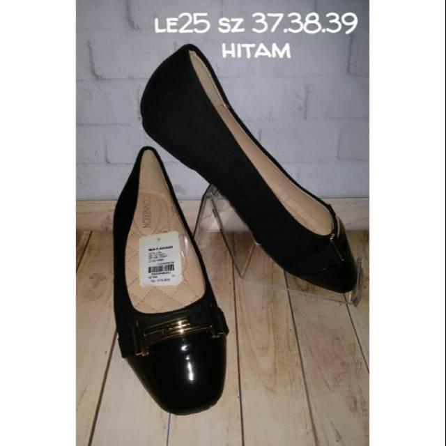 Sepatu connexion