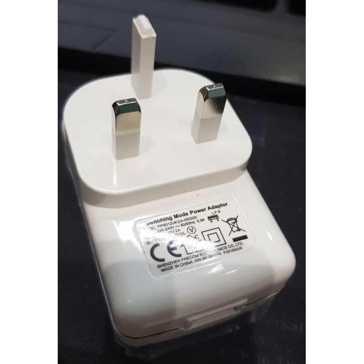Charger xiaomi/Charger samsung/Charger mobil/Charger motor/Charger hp/Charger iphone/Charger oppo/Charger xiaomi original fast charging Traveler Charger 1 USB Port 5V 2 A US Plug - FPS012UK2A-050200