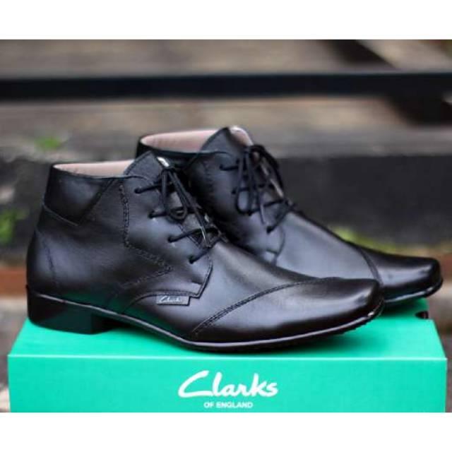 Sepatu Pantopel Kulit Clarks Pria Leather Kerja Formal PDH/PDL Model Boots Kulit Asli CTH001