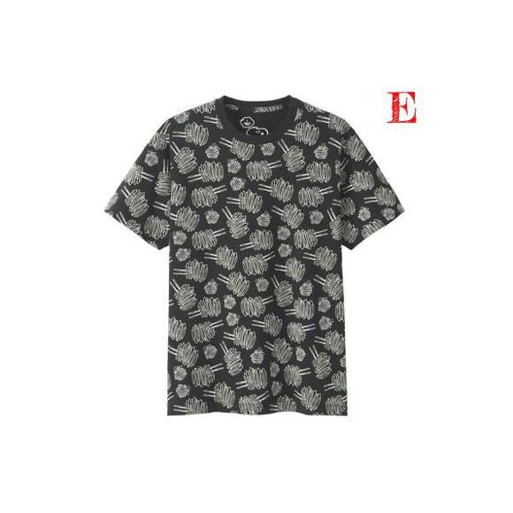 Uniqlo T-Shirt Kaws X Peanuts Snoopy (Kaos Original) - Sale Promo!!