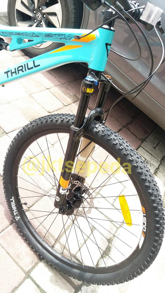 sepeda MTB Thrill Oust 1 Ban 27,5 inc - L7LvWO