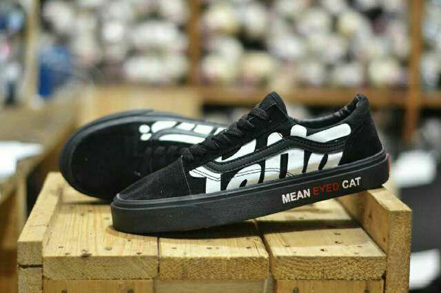 Sepatu Pria Vans Patta Black Waffle DT Full Black Sekolah Casual Sneakers Skat Skaters Slip on Full Hitam