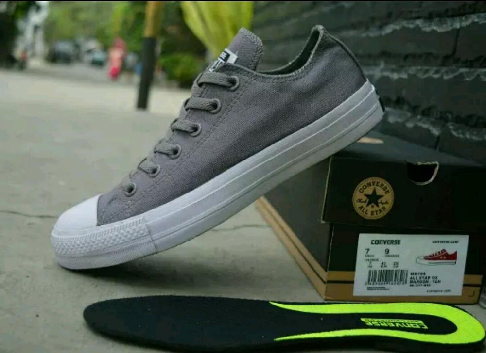 Promo Sepatu Casual Pria dan Wanita Converse Low (Sepatu Olahraga, Sepatu Kerja, Sepatu Jalan, Sepatu Santai, Sepatu Sekolah, Sepatu Joging, Lapangan, Sepatu Kulit, Sneaker, Slip On, Slop, Adidas, Nike, Pria, Wanita, Anak)