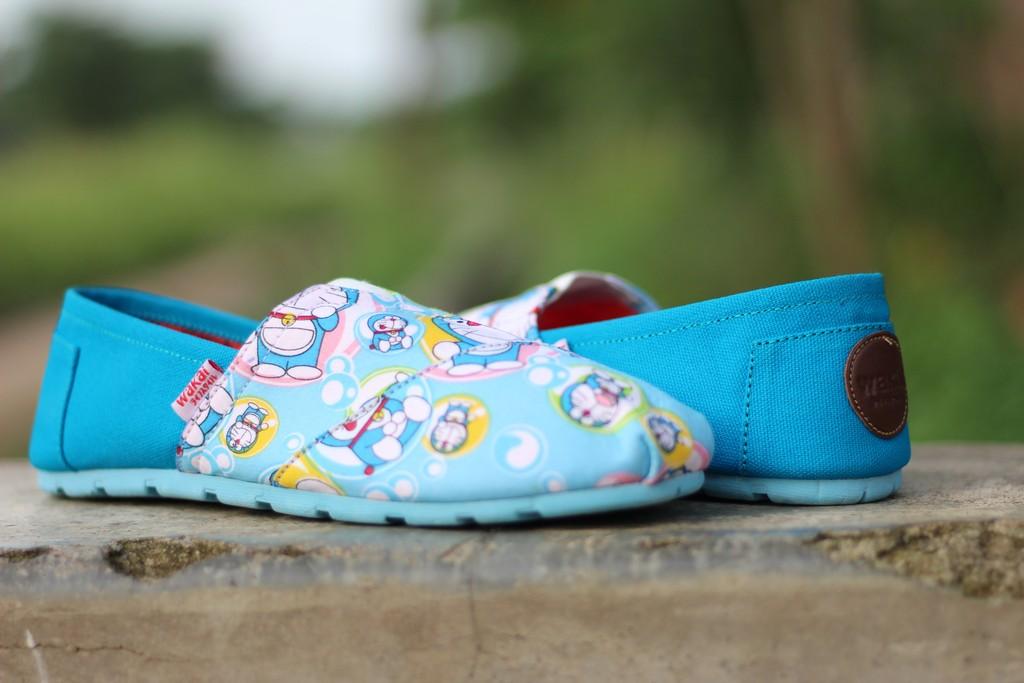 Sepatu wakaii couple doraemon T G.O/sepatu wakaii cwe/sepatu wakaii wanita/sneakers/jogging/running/kets