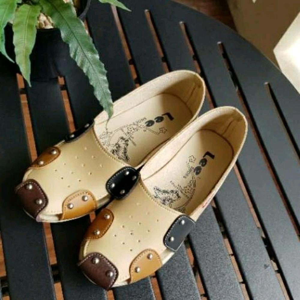 Sepatu Wanita KICKERS Women Ori Flat Shoes Slip On Teplek Balet Cewek Korea Sepatu Sandal Sendal Murah