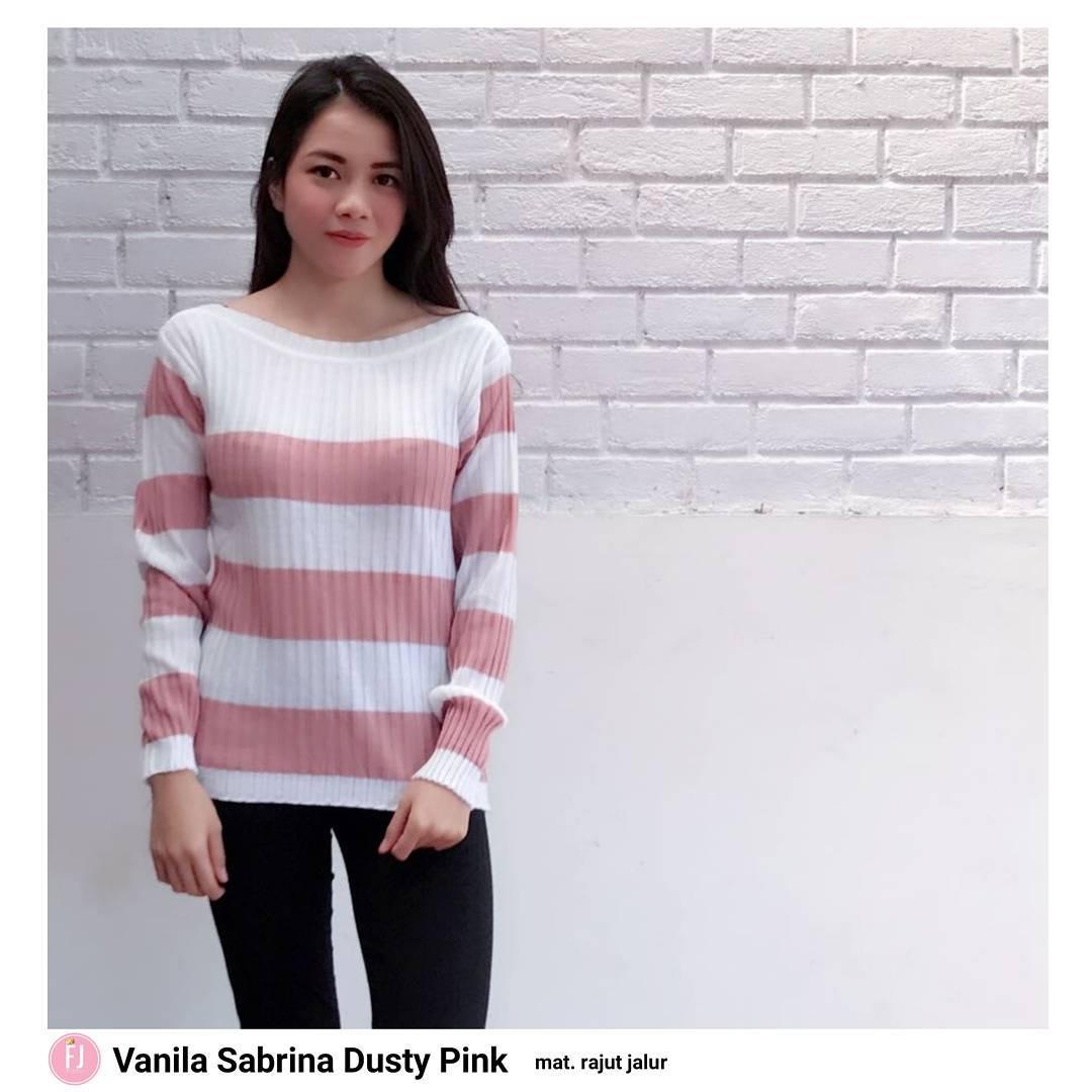 Sweater Vanila Sabrina Outer Rajut Halus Baju Wanita Muslim Pakaian Hangat Wanita Atasan Simple Baju Wanita Hijab Casual Modern Trendy Baju Model Terbaru 2018