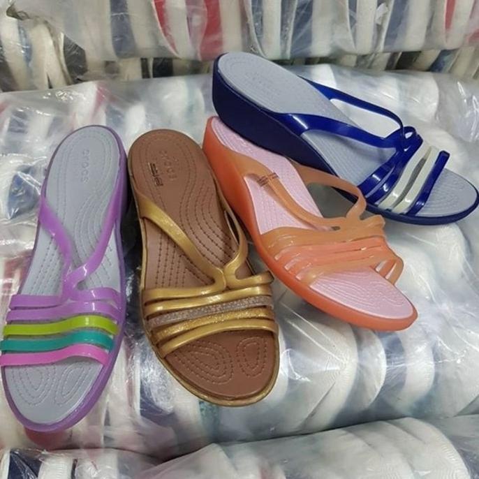 Sale! Sendal Crocs Isabella Wedges Women Wtyuk