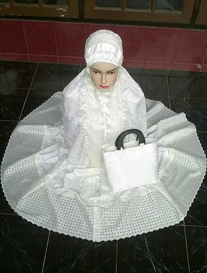 mukena sutra paris KDD renda sisik + swarovski