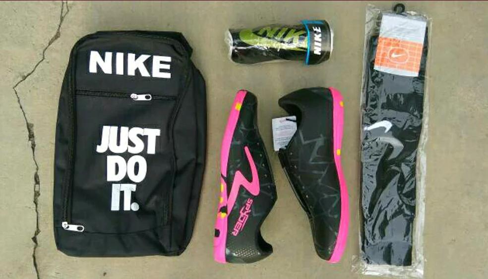 Sepatu Futsal Specs Spyder