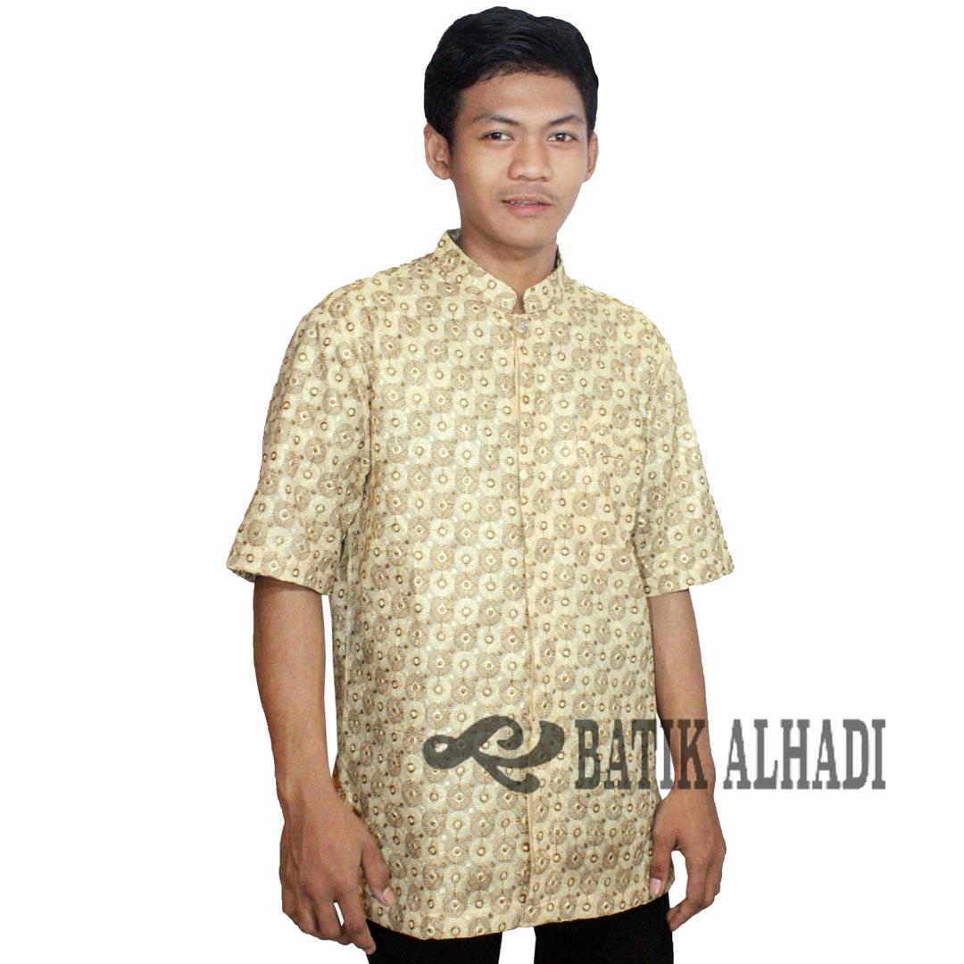 Kemeja Koko Dewasa Lengan Pendek / Panjang, Koko Bordir Timbul, Bulat / Kotak Abstrak, Kemeja Muslim Pria Warna Gold (KKP004-A) Batik Alhadi