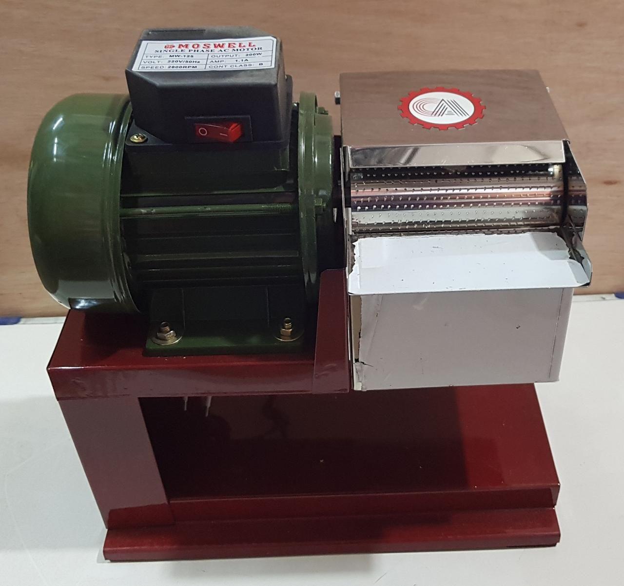 Mesin Parut Kelapa SIngkong Listrik Mini Stainless 200 watt MOSWELL