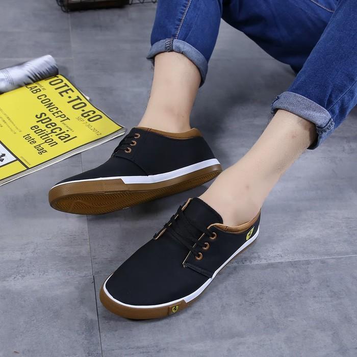 (Sneakers) SEPATU MURAH PRIA BATAM SEPATU SEPATU Sepatu Fashion KC SDG1570