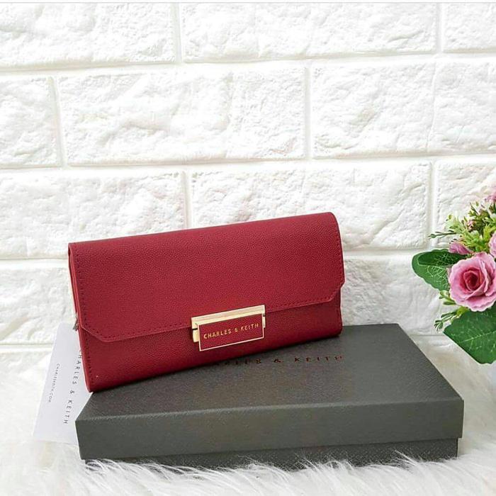 DOMPET WANITA ORIGINAL CHARLES AND KEITH PADLOCK - ovLYDR