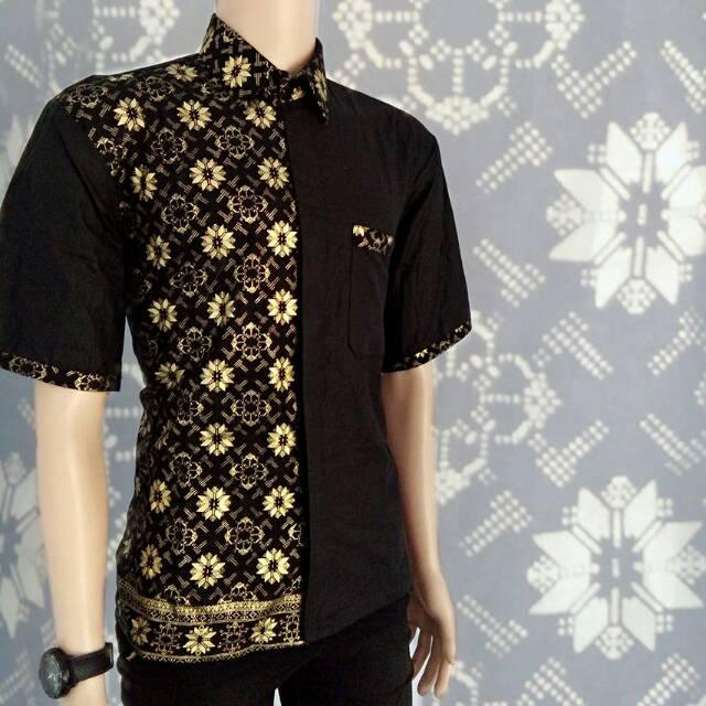 Baju Koko Batik Emas / Baju Muslim / Baju Muslim Terbaru / Baju Muslim Modern / Baju / Model Baju Batik / Busana Muslim Terbaru / Baju Koko Kombinasi Batik Lengan Pendek - Hitam Emas