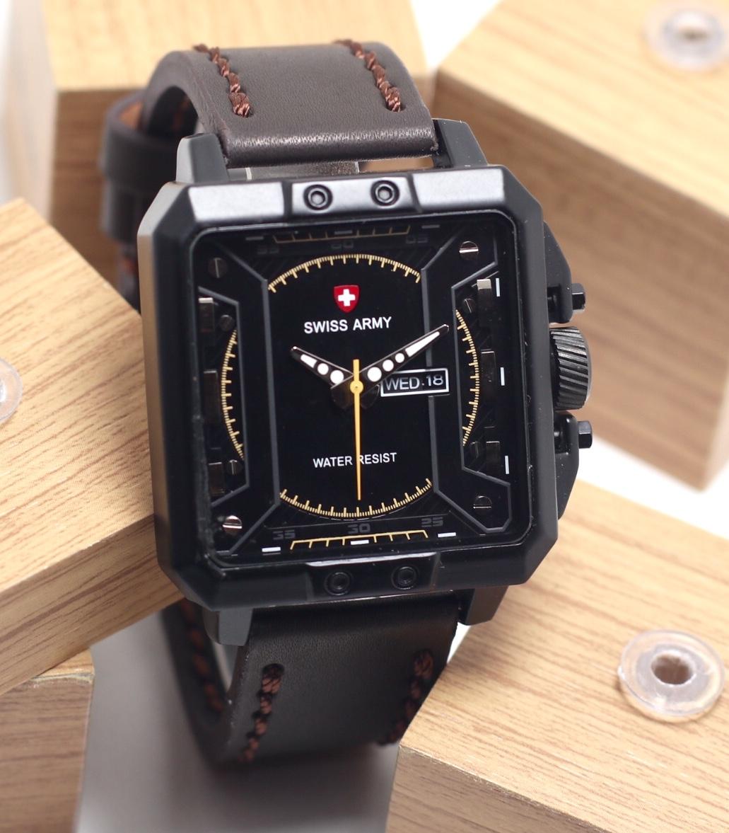 Swiss army - Kotak - Jam tangan Pria - Model Casual - Leather strap - Analog