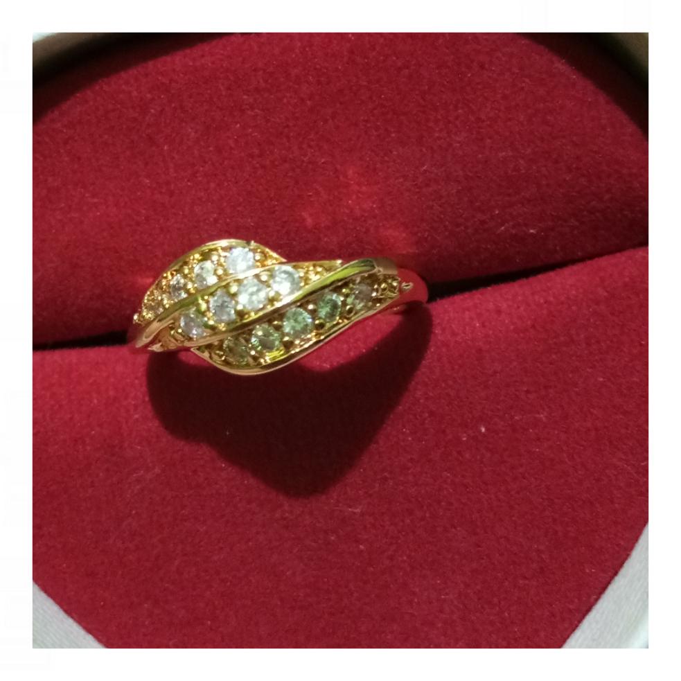 Cincin Xuping Perhiasan Wanita Kemilau Emas - Xuping Gold Simple