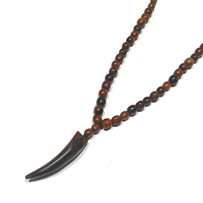 Kalung Kokka Liontin Taring
