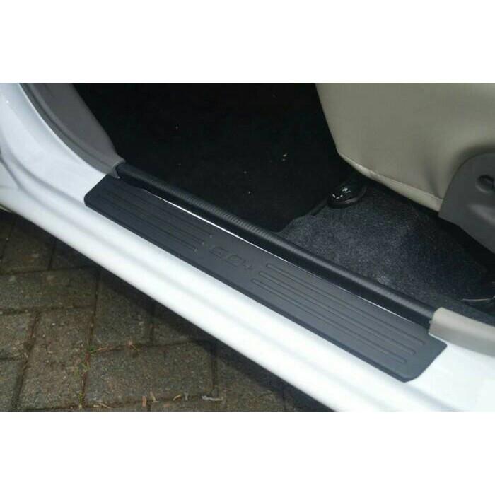silplate samping / pijakan datsun go+ warna black