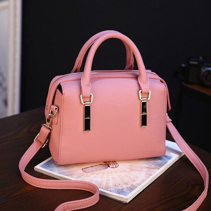 Tas Wanita Tas Impor Tas Murah , Tas Pesta C3440 / Tas Wanita Tas Impor terbaru / Tas Wanita Tas Impor termurah / Tas Wanita Tas Impor berkualitas / Tas Wanita Tas Impor trendy / Tas Wanita Tas Impor keren / Tas Wanita Tas Impor bagus / Tas Wanita