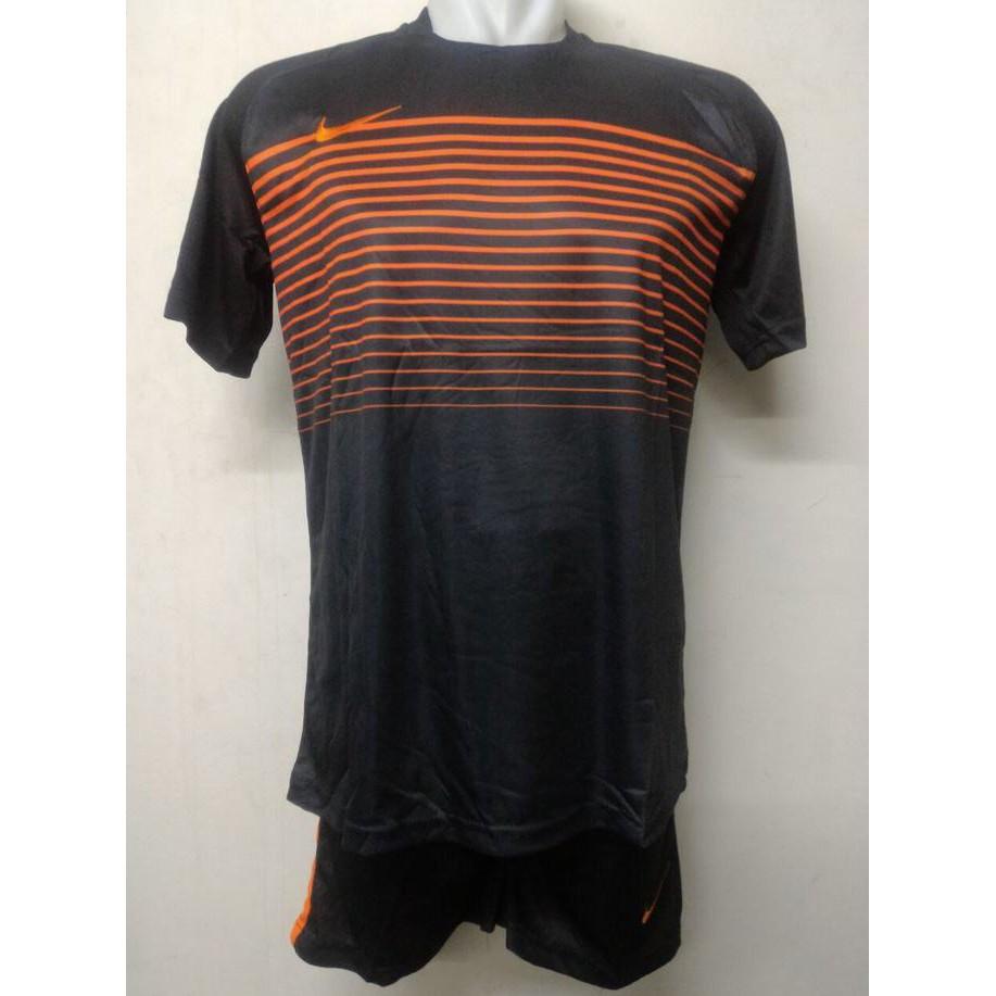 NIKE STELAN SETELAN KAOS CELANA FUTSAL SEPAK BOLA JERSEY ORANGE HITAM - EWTQEG