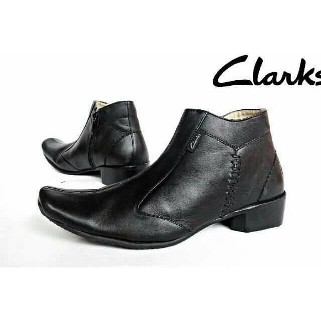 Sepatu Kulit Asli Murah Clarks Kickers Zipper Jadul Pantofel Premium Leather