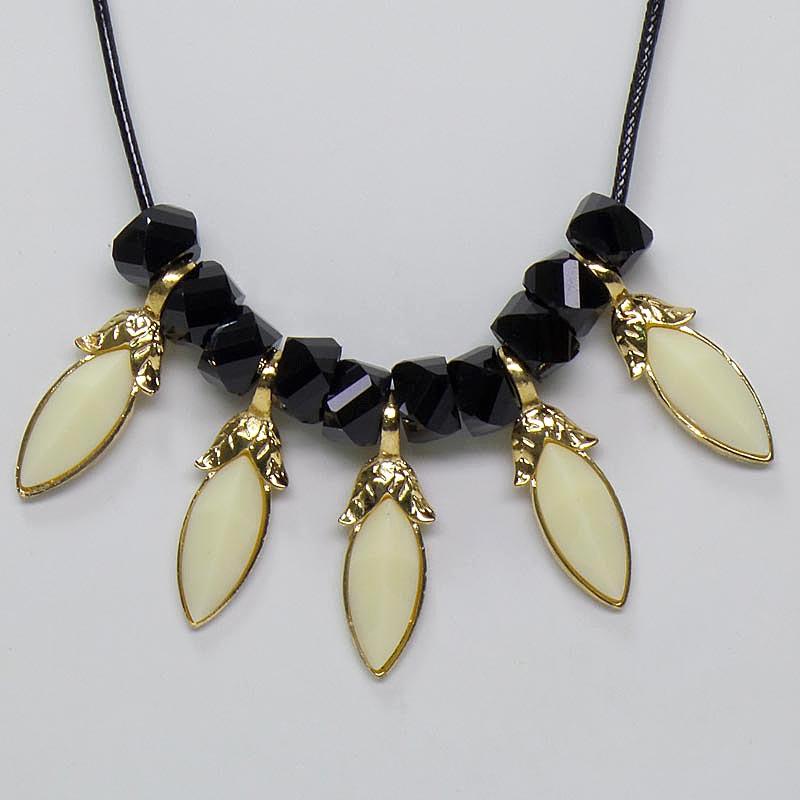 Detail Gambar OFASHION Aksesoris Kalung CA-180314-K012 Necklace Fashion Xuping Jewelry Hitam Putih Terbaru