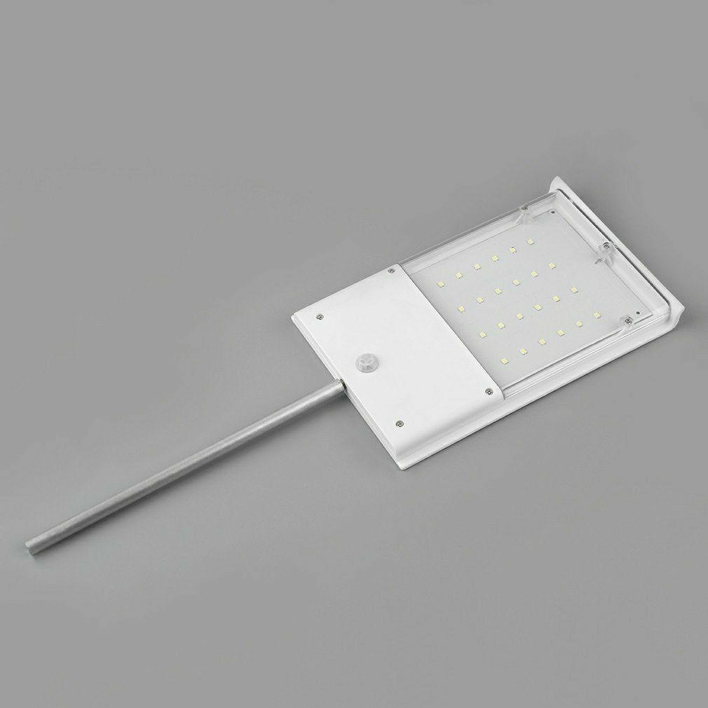 Lampu Penerangan Jalan 24 LED solar cell