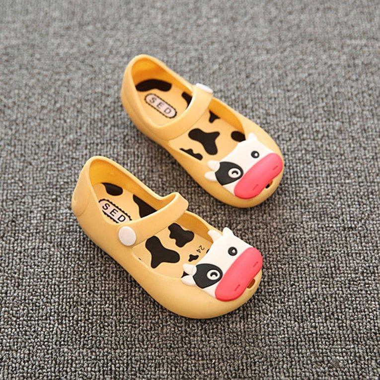 Sapi Perah Sebuah Sepatu Jeli Warna Lucu dan Manis Penutup Tali Gesper