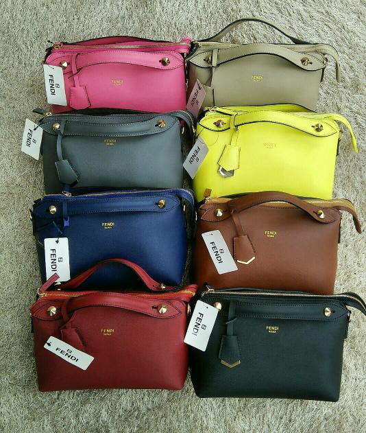 Tas Fendi BTW By The Way Medium - OG8Wok