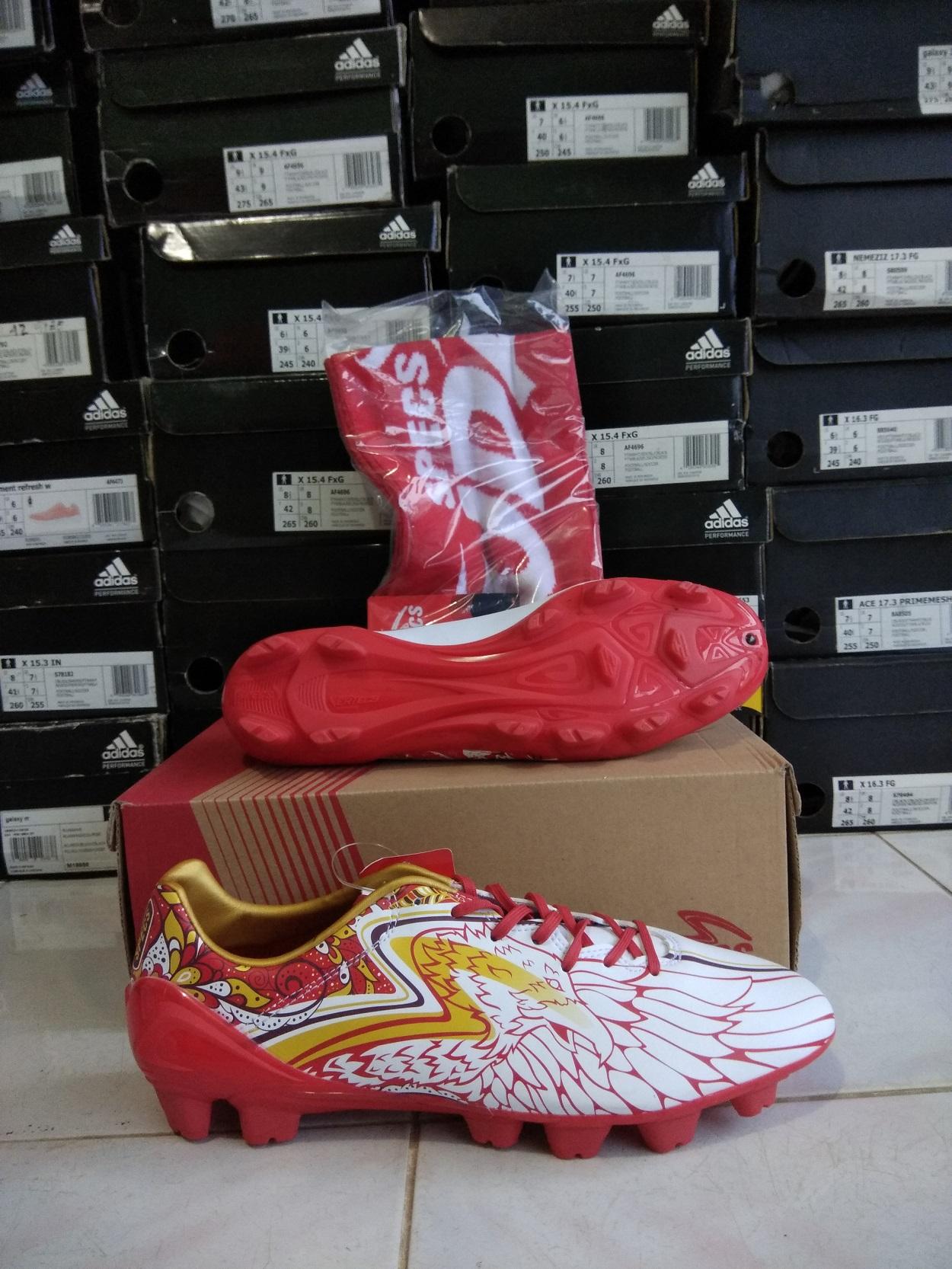 Sepatu Bola Specs Accelerator Garuda FG