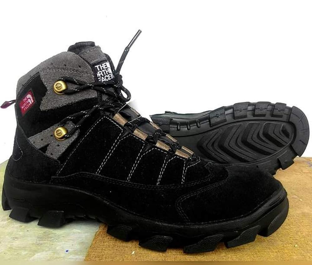 Sepatu Gunung The North Face
