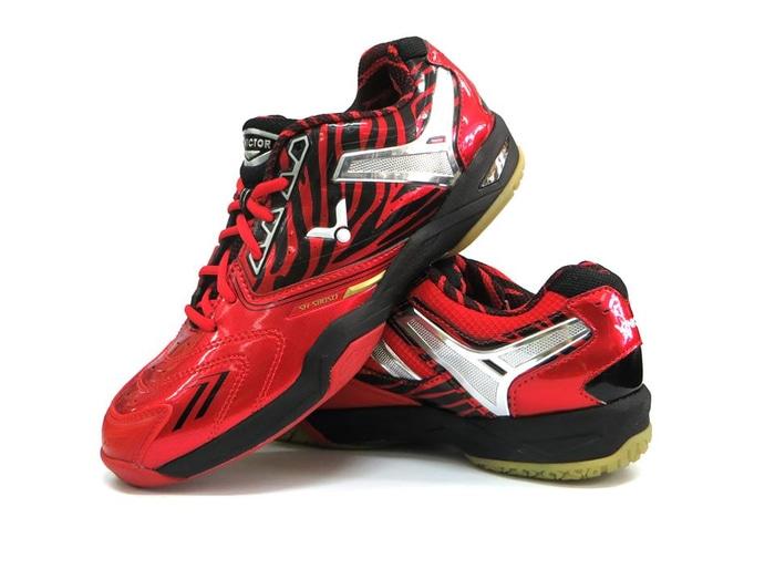 sepatu bulu tangkis / badminton victor original , - m8kItv