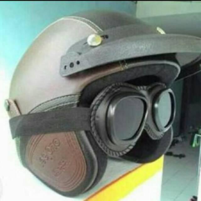 Helm Retro Kulit Klasik Coklat Hitam Kacamata Plus Pet