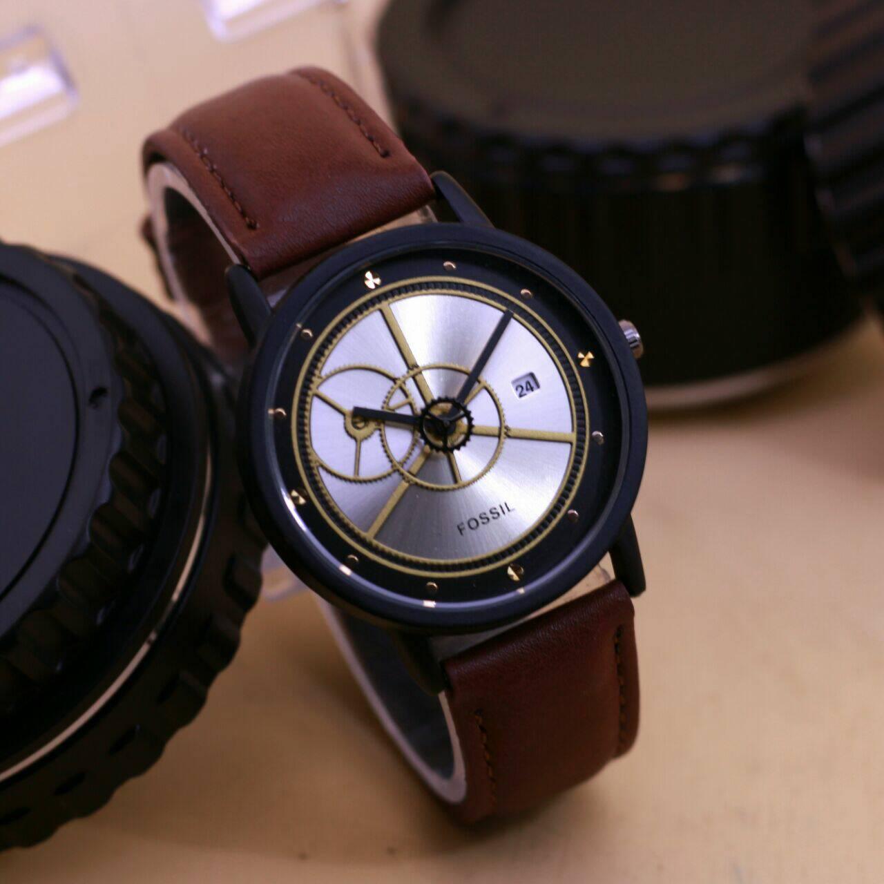 jam tangan wantia Fossil tanggal aktif jarum mesin spin roda FS-8125