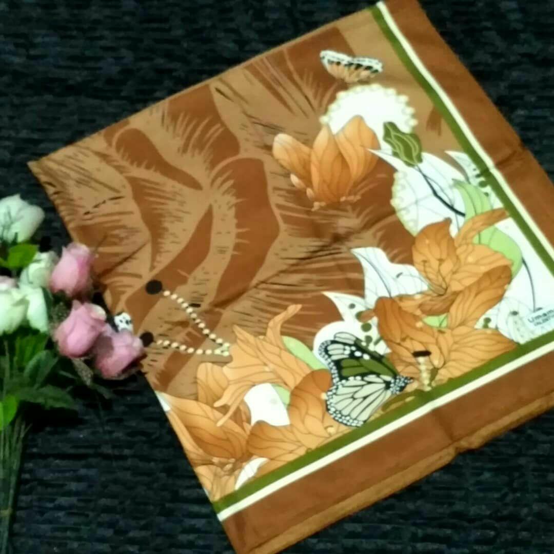 Jilbab hijab kerudung umama square valentyno 115x115