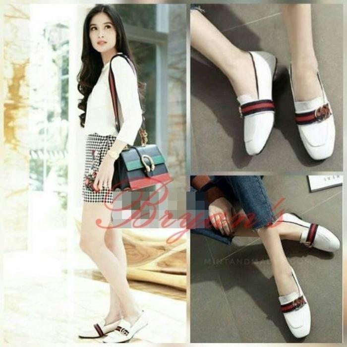 FLAT SHOES GG SANDRA DEWI PUTIH / sandal wanita / sepatu wanita / slip on / high heels impor / sepatu sneakers / sandal keren / sandal flat / sepatu wanita / sandal wanita / sepatu sandal / sepatu