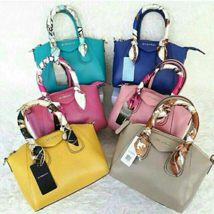 TAS GIVENCHY ANTIGONA MINI TAIGA SUPER - G0dA7b