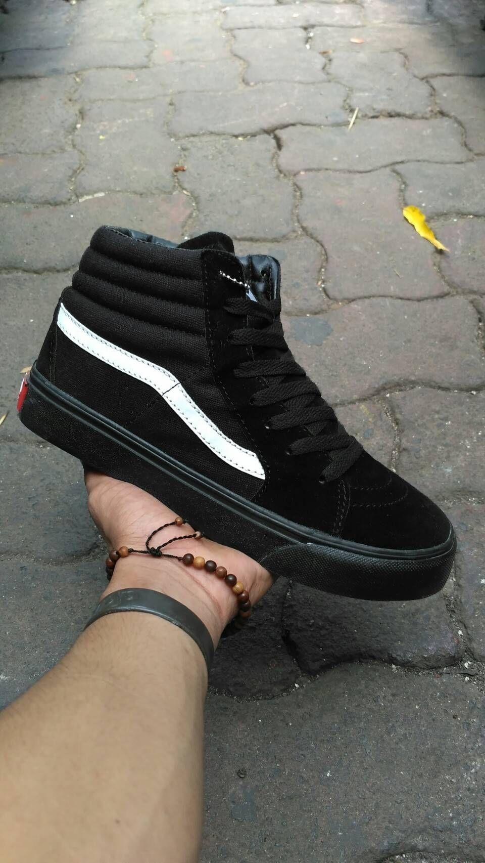 Sepatu style sk8 pria