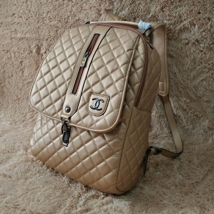 Tas Ransel Wanita Branded Chanel Resleting Tengah Warna Gold Emas Sale - IcPLBy