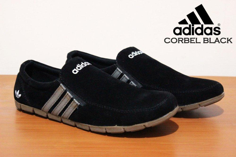 Promo sepatu adidas slop pria bahan suede halus 5 pilihan warna cocok untuk santai fashionable model terkini harga murah#adidas#nike#kickers Diskon