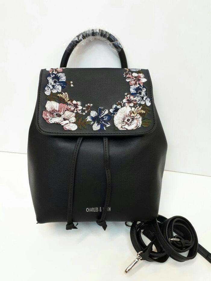 PROMO TERBATAS!!! TAS WANITA RANSEL CHARLES AND KEITH