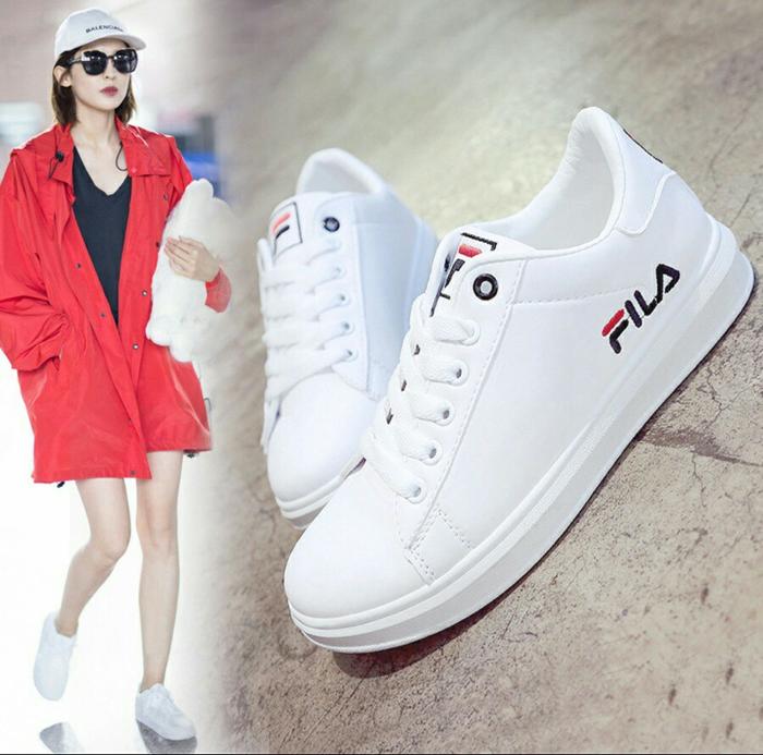 Sneaker / Sepatu Kets Wanita Fila Simple - Putih