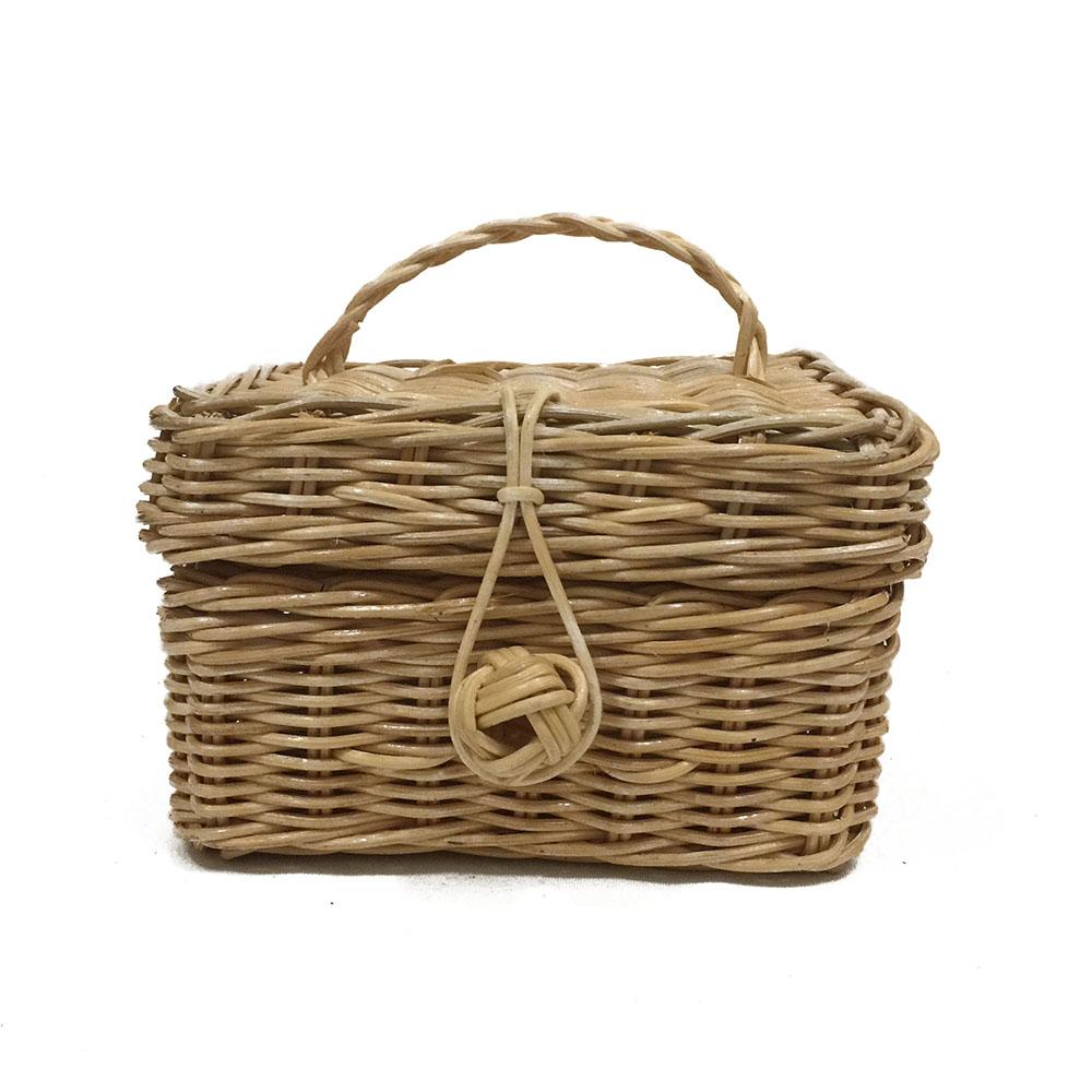 Original Indonesian Handmade Rattancraft - Kerajinan Tangan Rotan Natural - Keranjang Kotak Handle Atas Tutup Kait Kecil 18 x 12 x 11cm