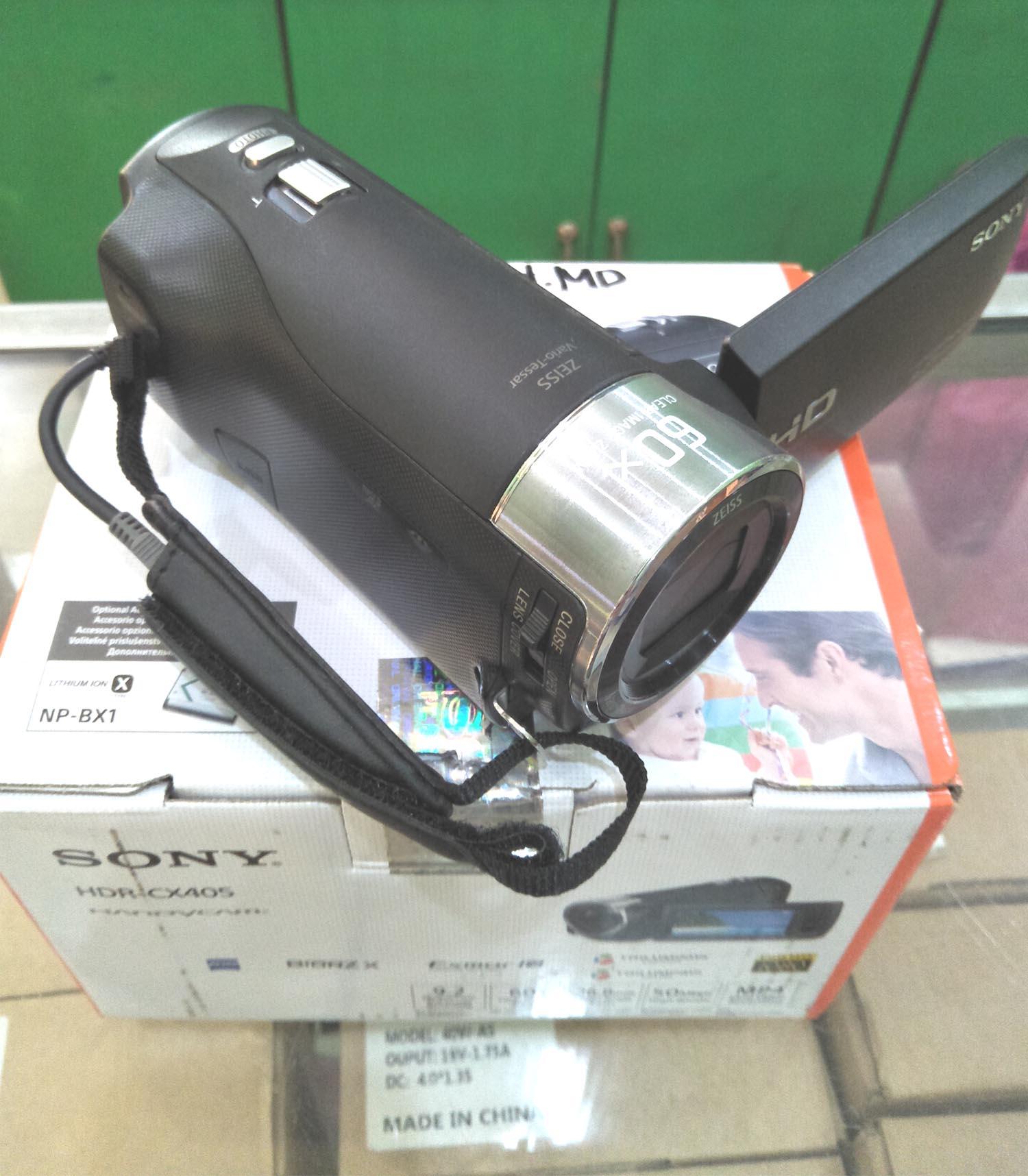 HandyCam Sony HDR-CX405 Zeiss Lens 9,2 MP Full HD 1080p Bergaransi Resmi Sony + MMC 8GB Class10