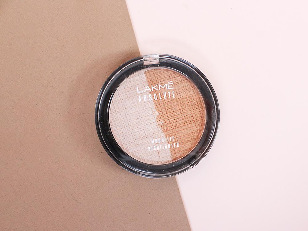 Lakme Absolute Moon Lit Highlighter