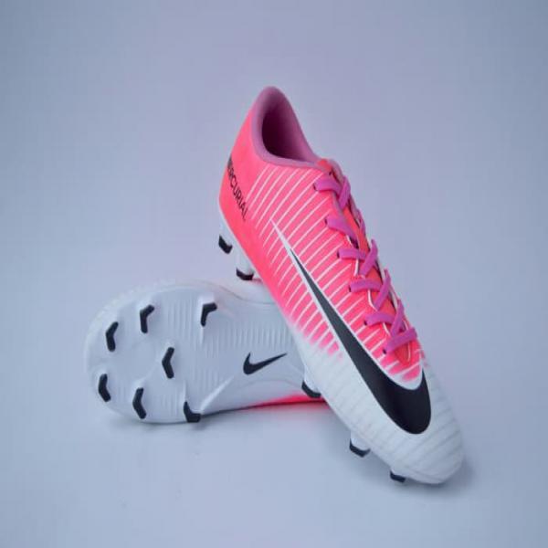 sepatu sepak bola pria nike mercurial pink putih