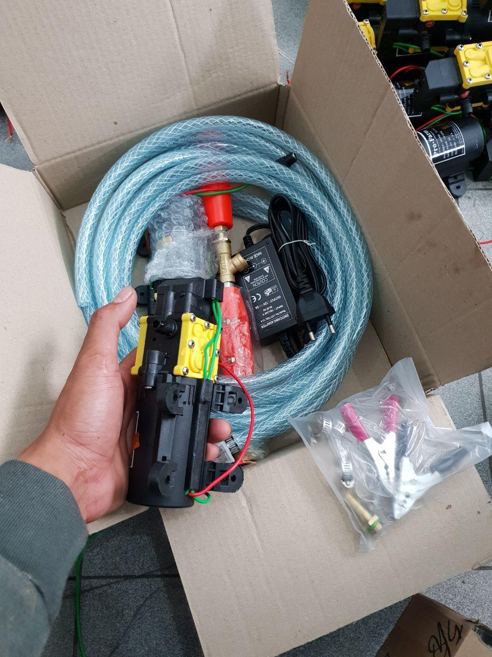 Mesin Terbaru 120 Psi & Adaptor Laptop 12V 5A Alat Cuci Motor Kualitas Dijamin Memuaskan