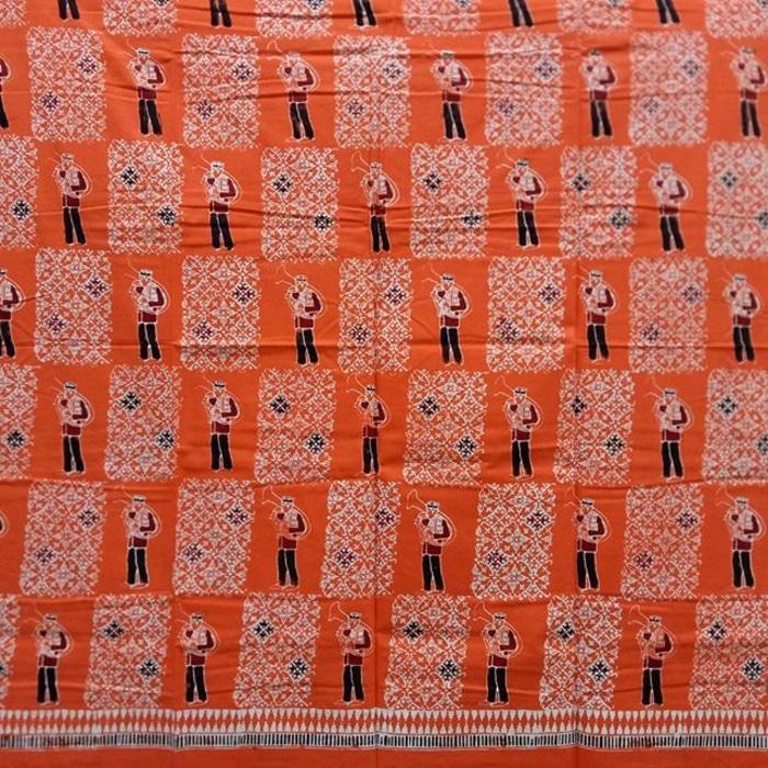Kain Batik Betawi Cap Motif Orang Tanjidor Orange