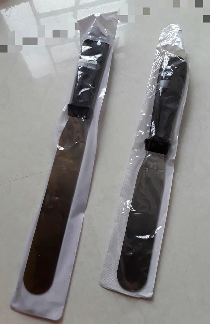 Spatula stainless, pisau kue besi stenlis 6inch