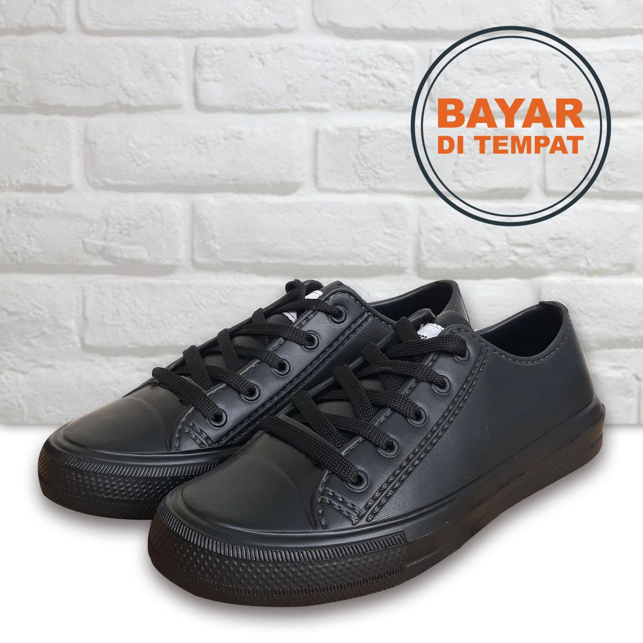 Amelia Olshop - Sepatu Karet Komin HItam Polos / Sepatu Anti slip/ Sepatu Pria Dan Wanita 33-40 / Sepatu Hitam / sepatu cewek / sepatu sekolah / sepatu santai / Fashion
